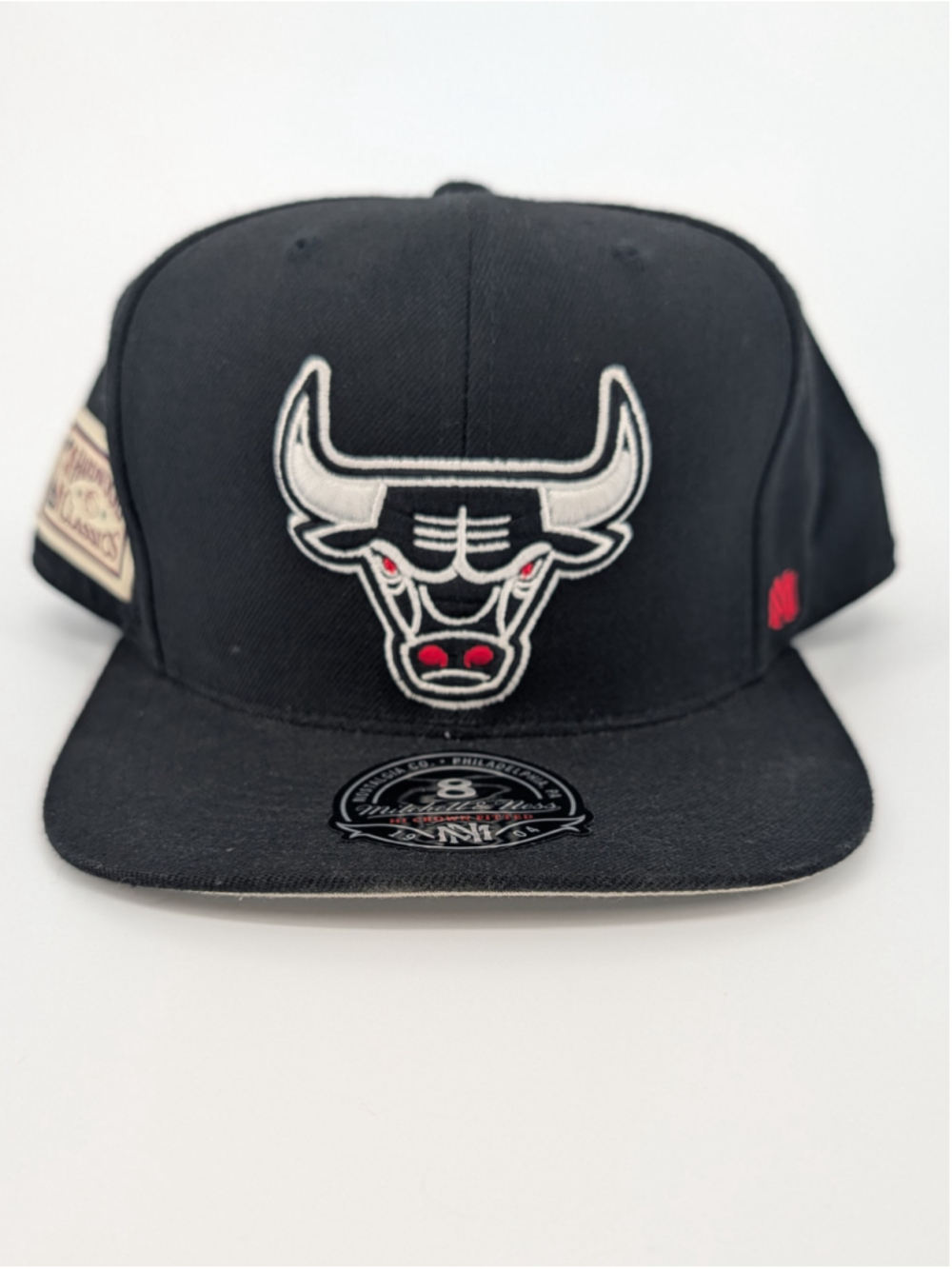 Mitchell & Ness Chicago Bulls Hardwood Classics Hi Crown Fitted Hat Size 8 Black